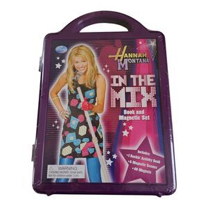 Hannah Montana In the Mix (A Book and Magnetic Set) (Book and Magnetic Play Set)